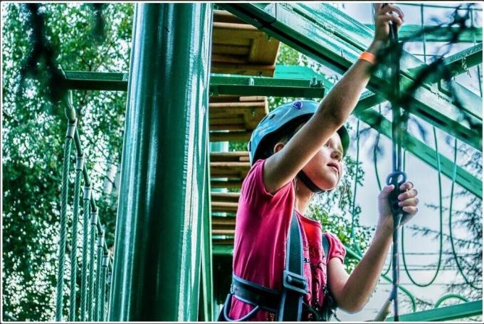 Wiązka do sieci wspinaczkowej, złożona z 6 pasków PET lub PP, 16 mm 10