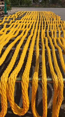 Kolor czerwony 24mmx220m 12 strun UHMWPE HMPE Spliced Mooring Rope For Ships