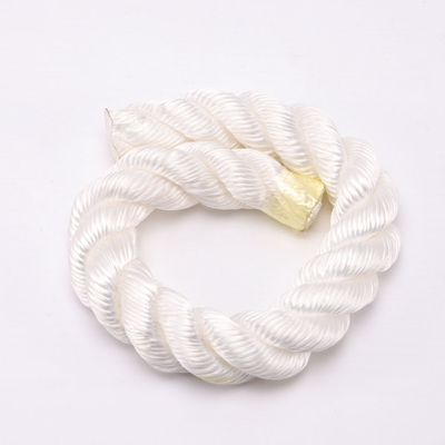 Wysokiej wytrzymałości 3 pręty Skręcone 4mm-60mm Nylon Fiber Sailing Rope Polyamide Rope Nylon Marine Mooring Rope