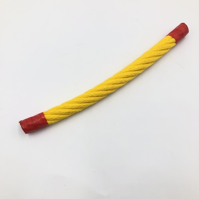 Czerwony plac zabaw Kombinacja liny odpornej na zużycie 16 mm Nylon ze stalowym rdzeniem