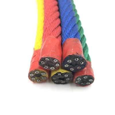 Czerwony plac zabaw Kombinacja liny odpornej na zużycie 16 mm Nylon ze stalowym rdzeniem
