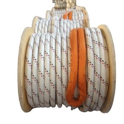 Wysokiej wytrzymałości 40mm 44mm 48mm 56mm 64mm UHMWPE Core Polyester Cover Ship Mooring Rope HMPE Towing Rope