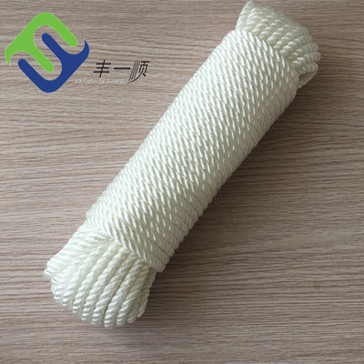 Wysokiej wytrzymałości 3 pręty skręcone 4mm-60mm Nylon Ship Mooring Rope Polyamide Boat Sailing