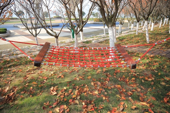 Wiszący plac zabaw na świeżym powietrzu Hamak Huśtawka Odporna na wandalizm lina kombinowana
